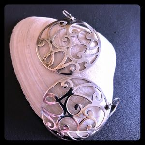 Silpada designs scroll earrings W2137